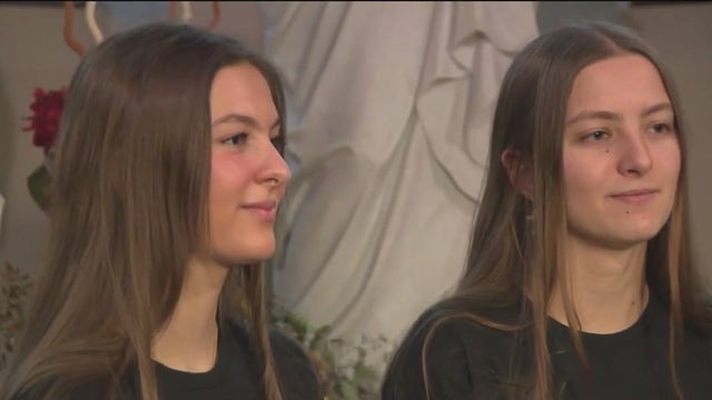 Chicago twins lead youth conversation with Pope Leo during national conference