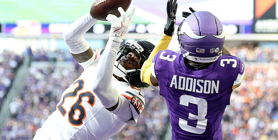 Behind the heavy heart Nahshon Wright played with on Sunday for the Chicago Bears, mourning John Beam