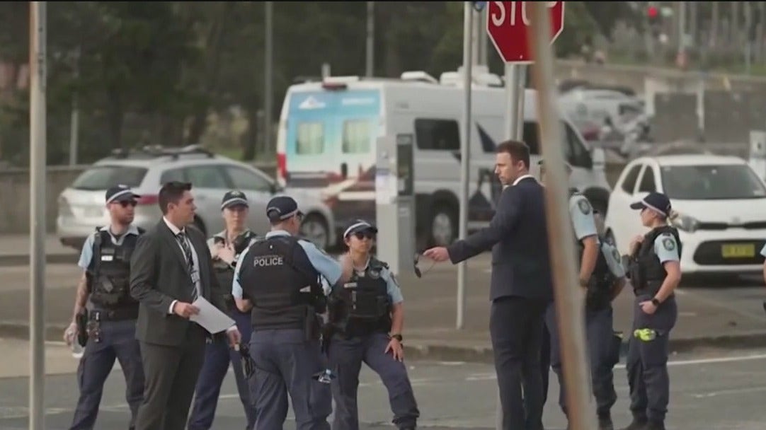 Chicago police boost security around Hanukkah events after Sydney attack