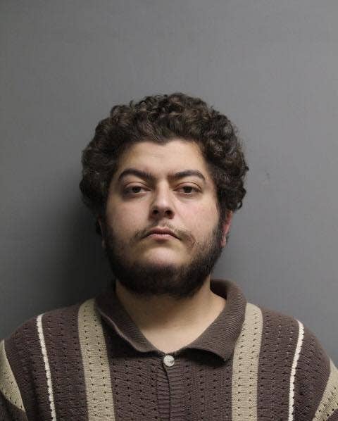 Chicago Ridge man accused in father’s killing now facing murder charge: police