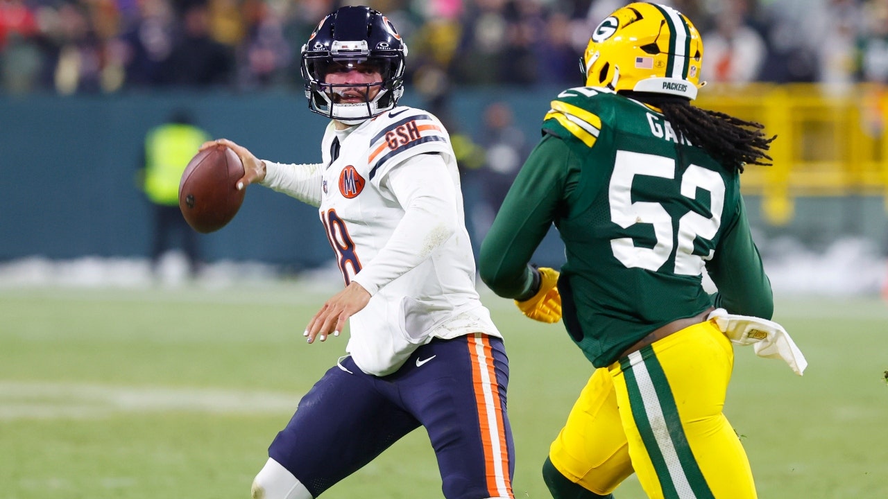 With Packers looming, Caleb Williams looks like the quarterback Chicago has waited 75 years for: Telander