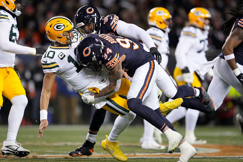 Chicago Bears 22, Green Bay Packers 16: Final score and recap from Week 16