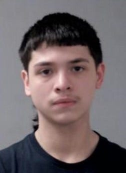 Joliet man charged after police hear gunshot, recover gun with extended mag