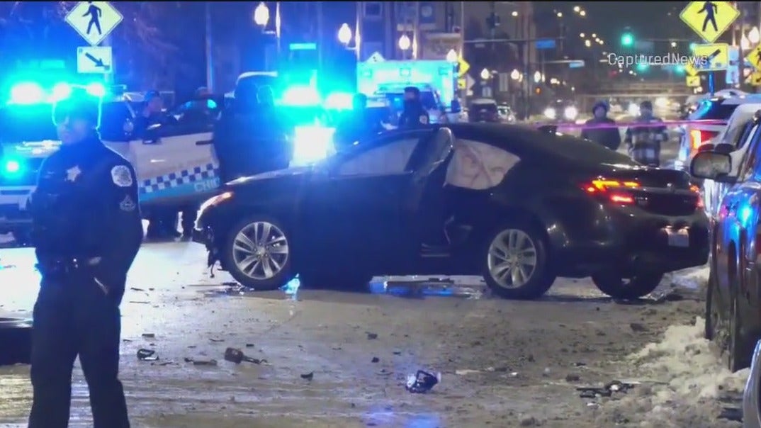 Woman dies after being ejected from vehicle in Logan Square car crash