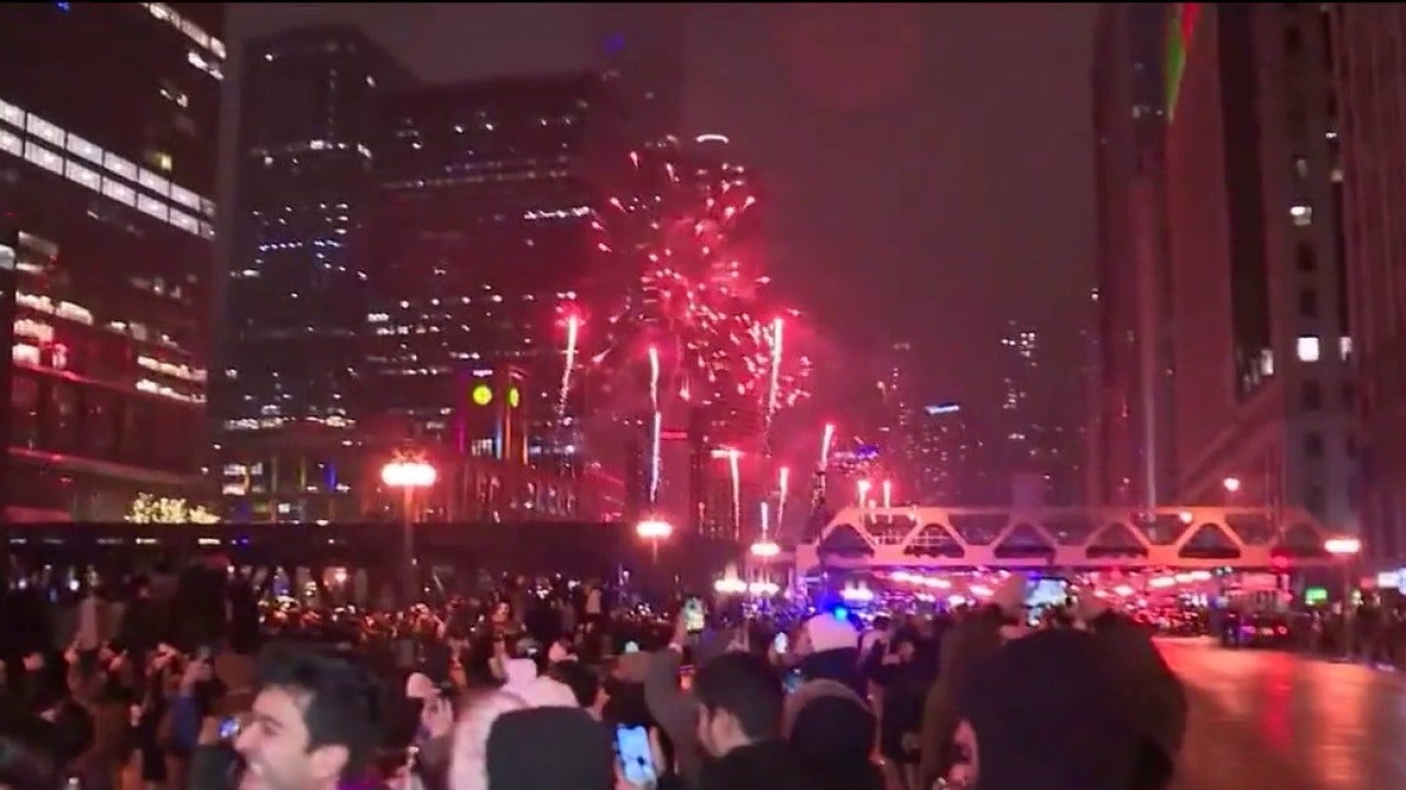 Chicago takes national stage with riverfront New Year’s Eve celebration