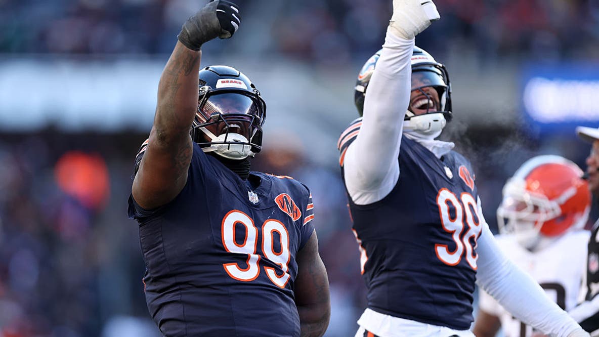 Grading the Chicago Bears in their rout of the Cleveland Browns for win No. 10