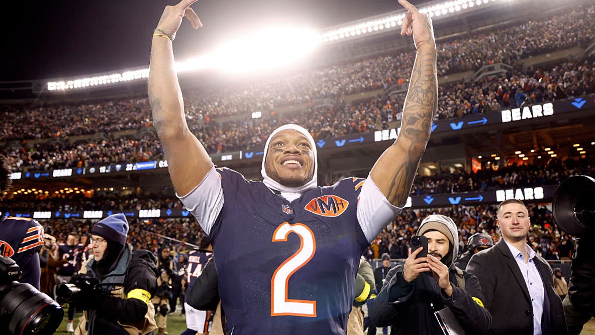 'DJ’s about to call game': Inside the key moments that led to an unfathomable Chicago Bears comeback