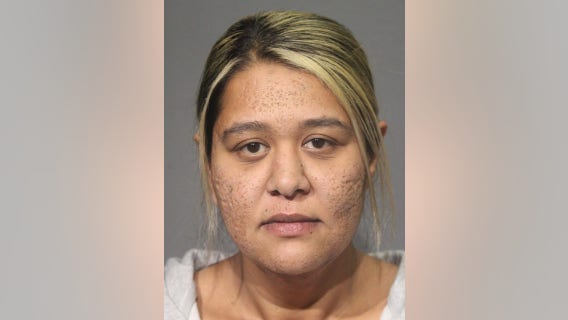 Chicago woman charged with using 12-year-old daughter in insulin scam robbery