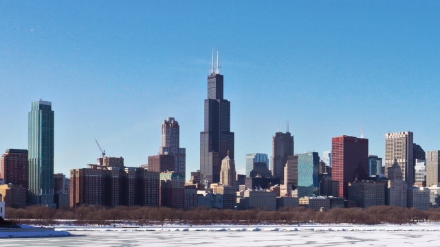 Chicago weather: Sunny but bitter cold takes hold