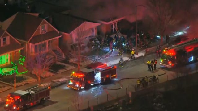 Despite mayday call, no injuries in major house fire on Chicago’s South Side