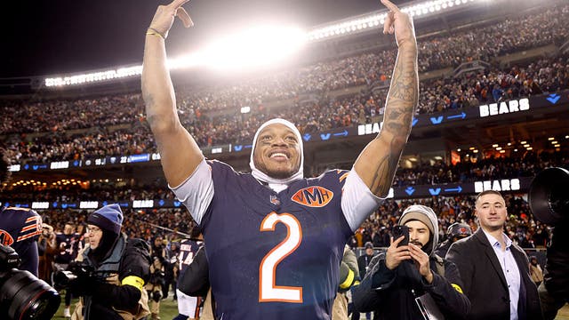 'DJ’s about to call game': Inside the key moments that led to an unfathomable Chicago Bears comeback