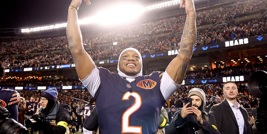 'DJ’s about to call game': Inside the key moments that led to an unfathomable Chicago Bears comeback