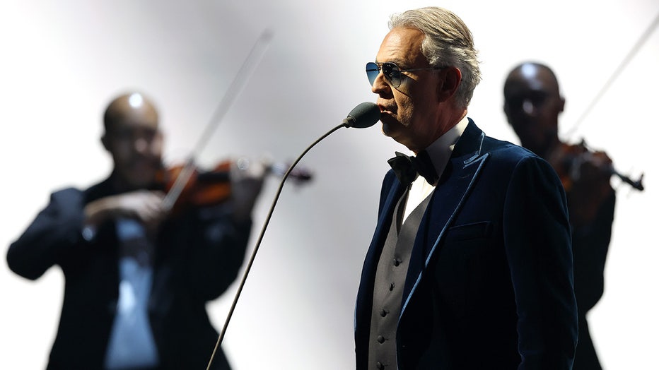 andrea-bocelli-.jpg