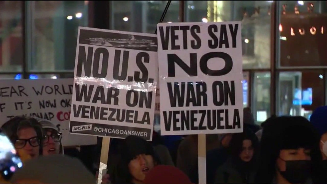 Chicago demonstrators, Venezuelan community react to Maduro's capture