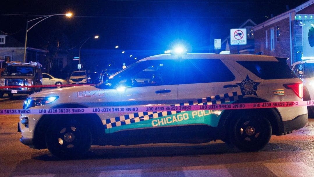 Concealed carry holder shoots attempted robber on Chicago's NW Side