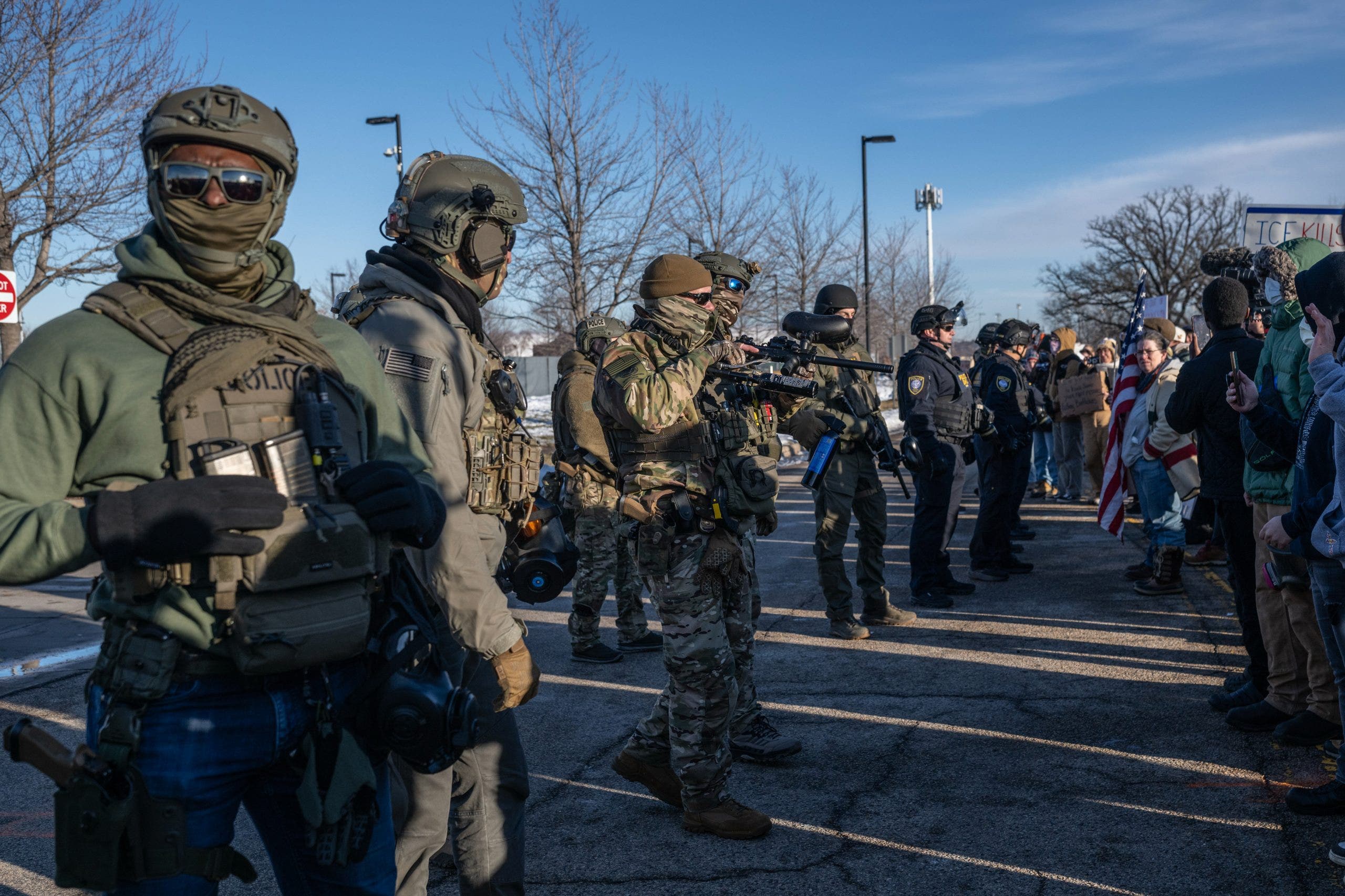 ICE agent who fatally shot woman in Minneapolis has ties to Illinois, reports say