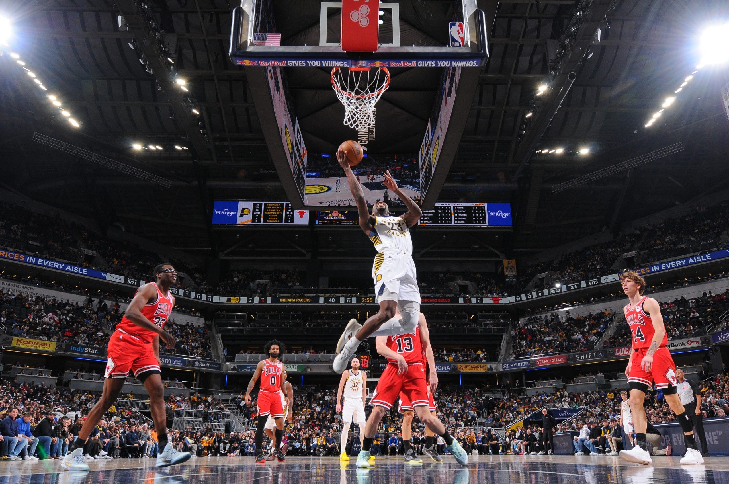 Aaron Nesmith makes go-ahead layup and game-saving block as Pacers rally past Bulls 113-110