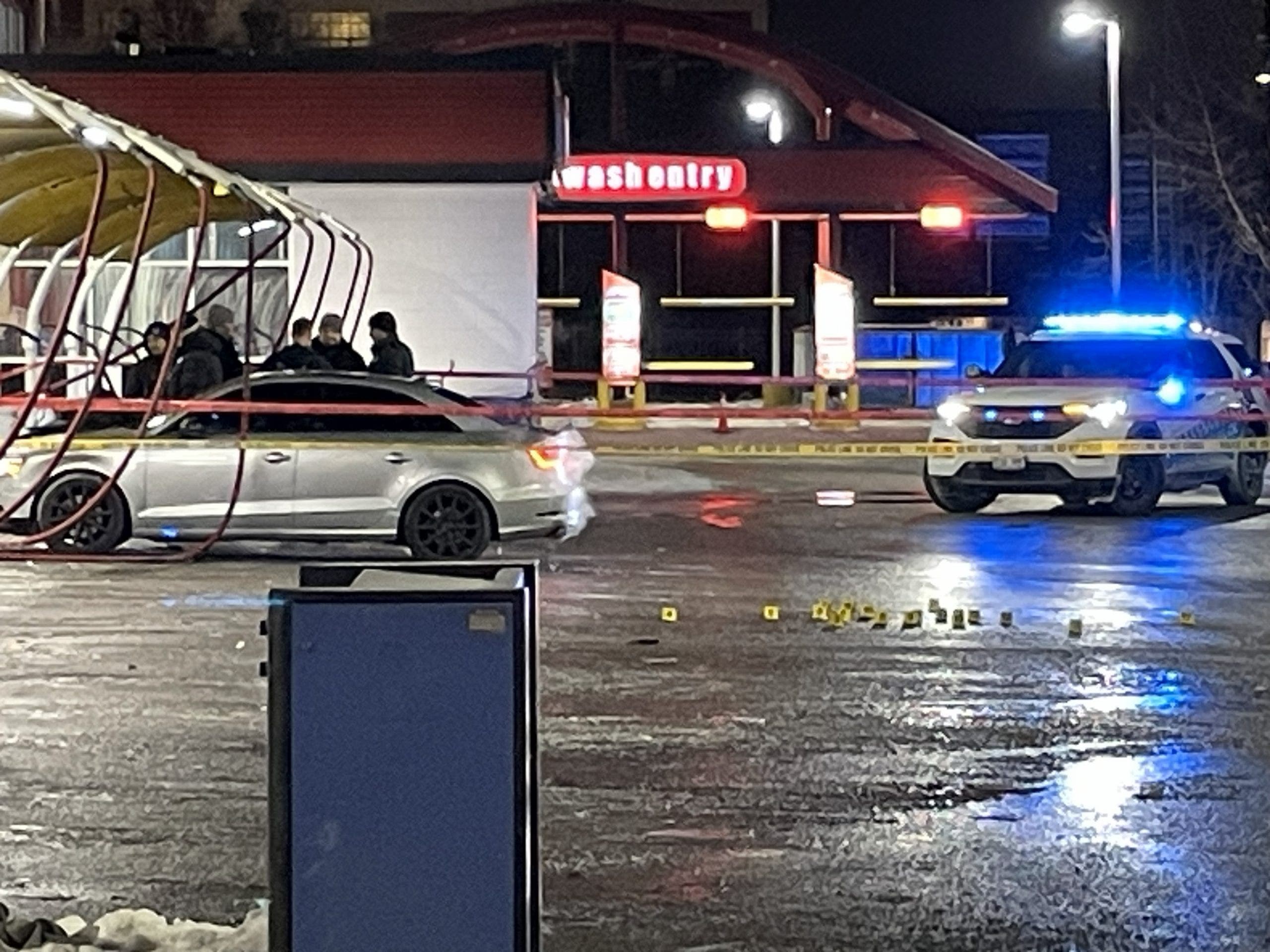Chicago crime: Man shot, killed at West Side car wash, police say