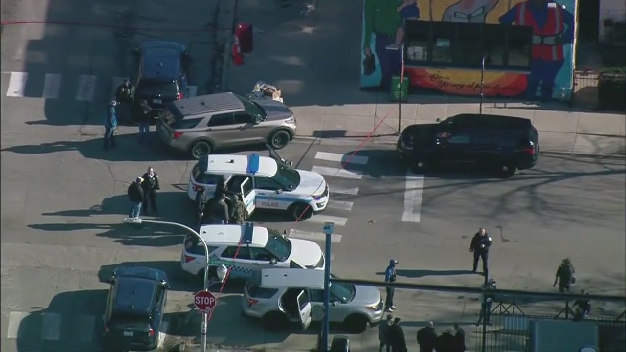 Little Village shooting leaves driver critically wounded; SWAT team called to area