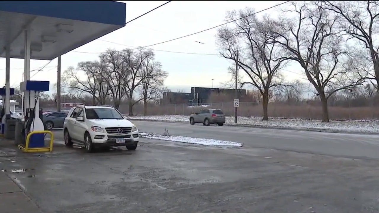 Pedestrian killed in Riverdale hit-and-run, driver still at large