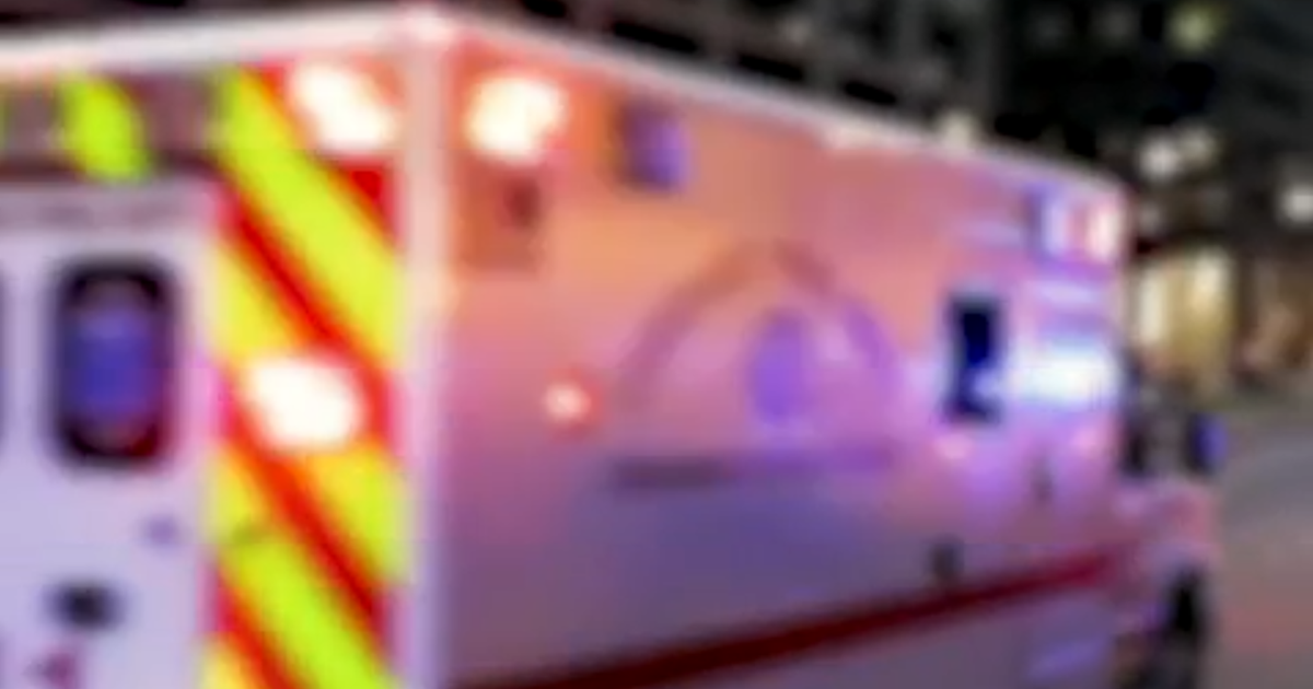 Man fatally shot on Chicago’s Southwest Side, suspect at large: police