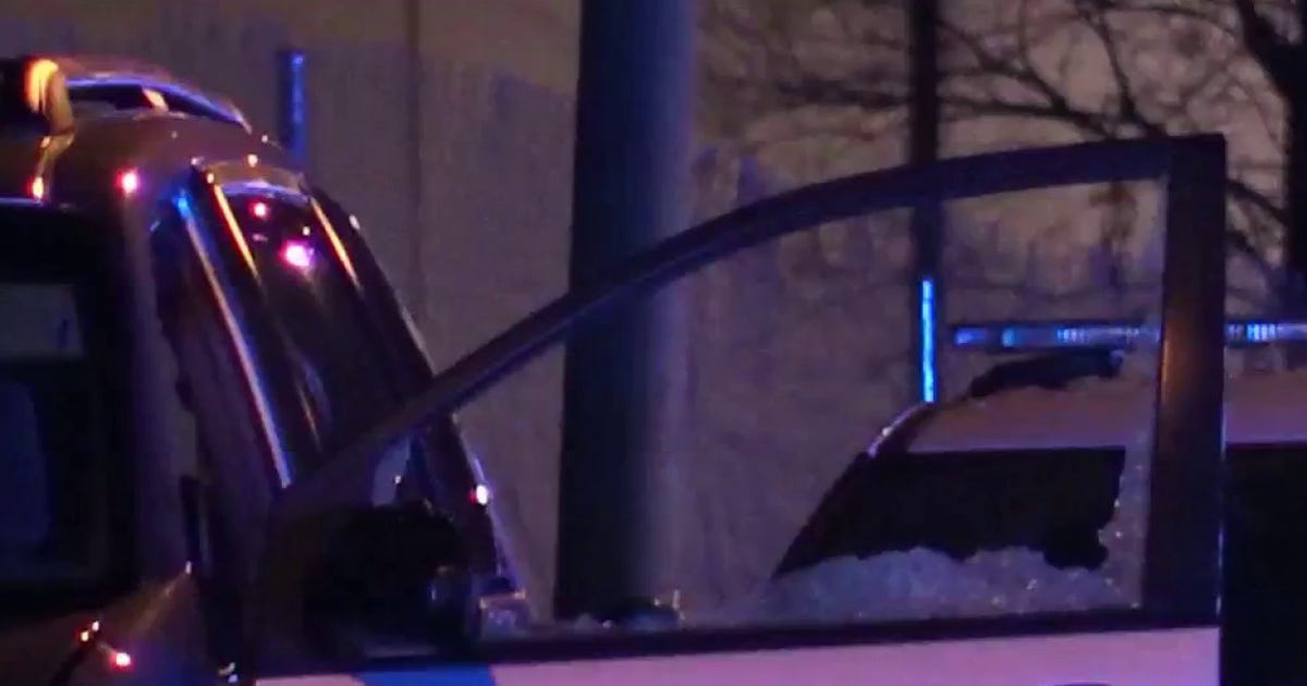 Chicago police officer fires gun during West Side traffic stop