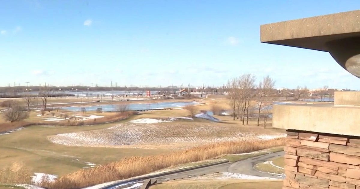 Indiana lawmakers move forward on Bears stadium proposal