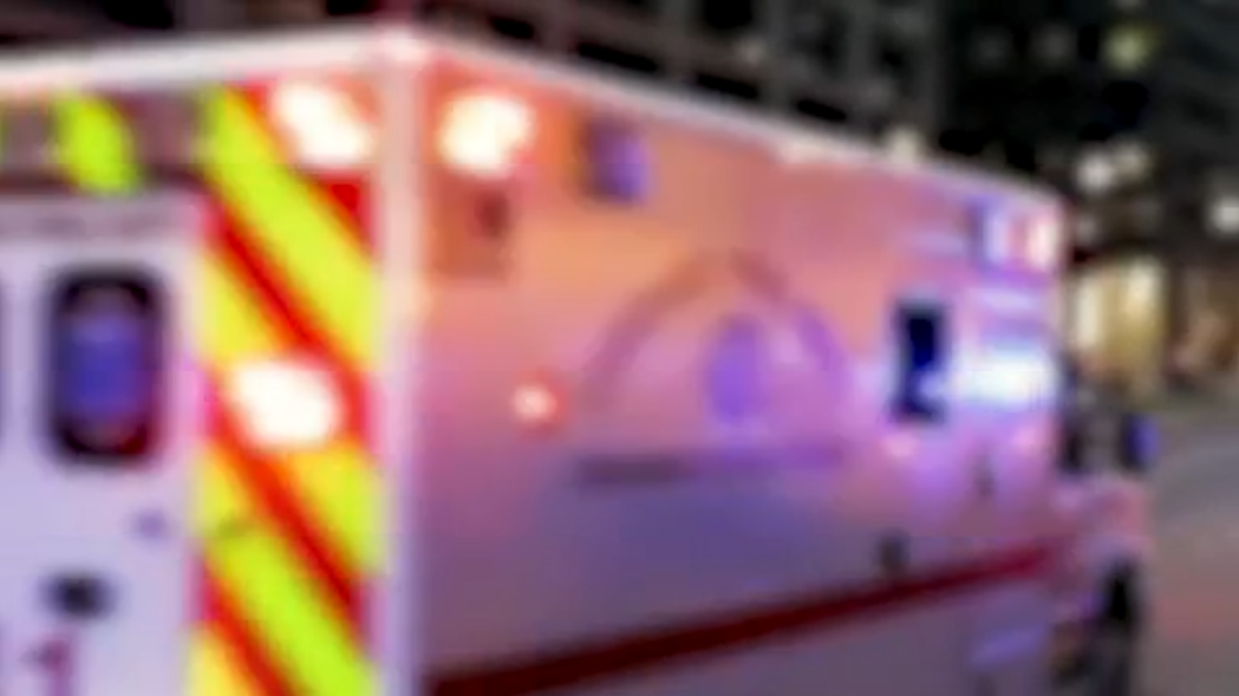 Chicago crime: Carjacker shoots, injures man on West Side, police say