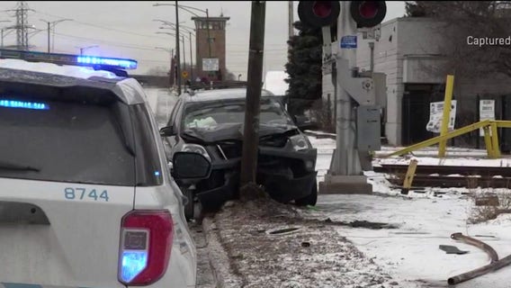 38-year-old woman killed in a crash, driver at large