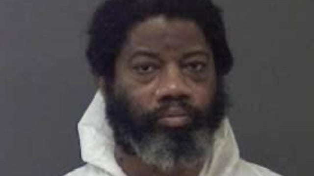 Suspect tried to rob Bolingbrook bank, police say