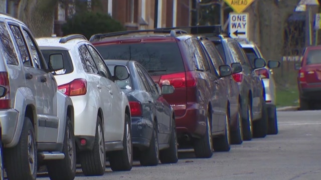 Chicago tow truck driver charged in alleged vehicle theft scheme