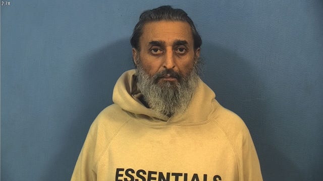 Suburban Chicago man charged in killing of son’s emotional support dog: prosecutors