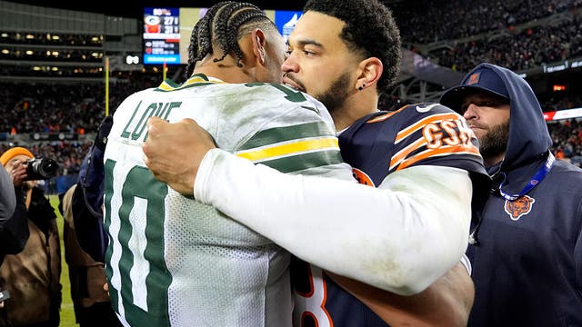 Chicago Bears 31, Green Bay Packers 27: Final score and recap from the NFC Wild Card Round