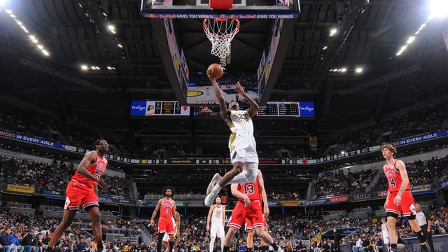 Aaron Nesmith makes go-ahead layup and game-saving block as Pacers rally past Bulls 113-110