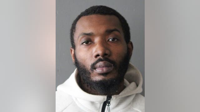 Man charged with murder in Chicago parking lot shooting