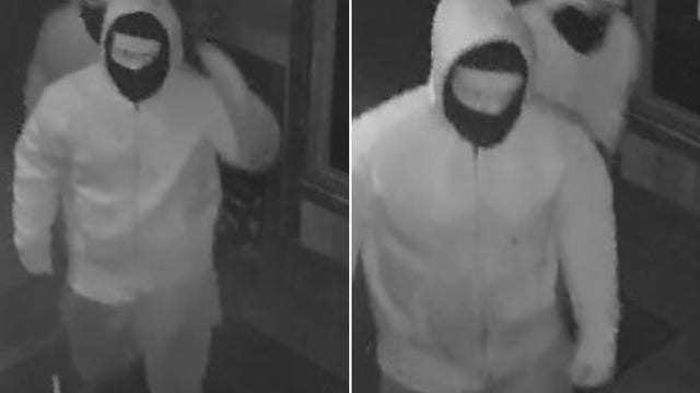 Two masked suspects on the run after cash grab at Chicago-area restaurant, sheriff says