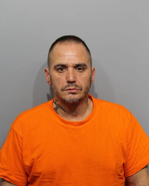 Man charged after SWAT called to home invasion in Arlington Heights: police