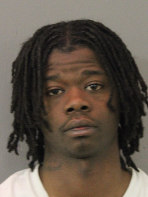 Man charged in deadly shooting near Chicago Jewel-Osco grocery store: police