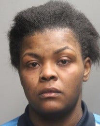 Chicago woman arrested minutes after man shot during argument