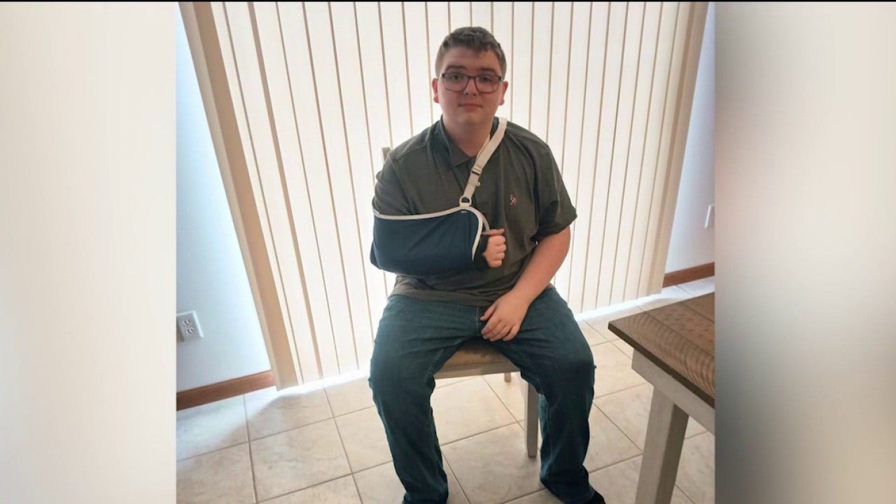 Family plans lawsuit against Valparaiso school district over football injury