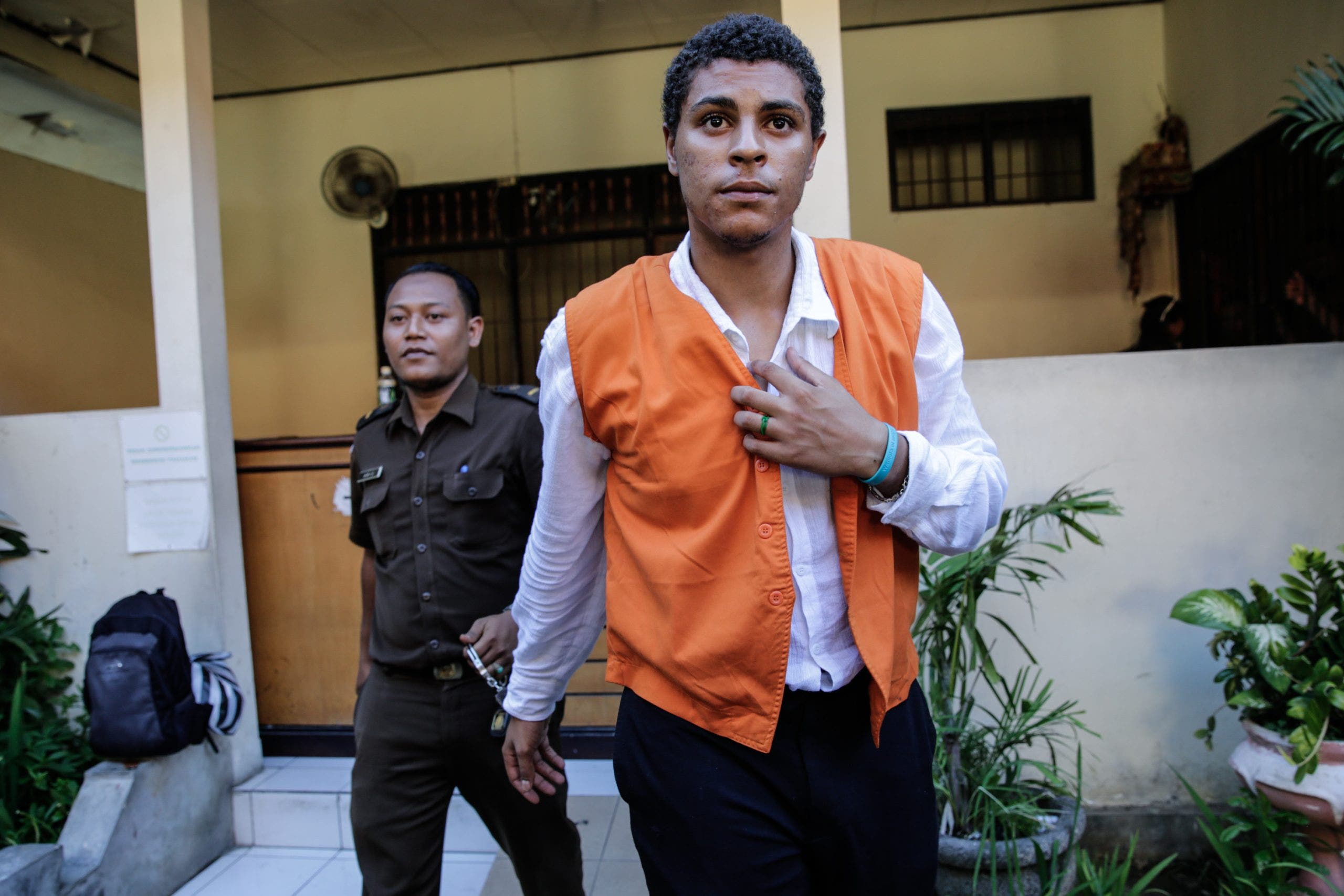 American is freed after 11 years for Bali ‘suitcase murder,’ but a US case awaits