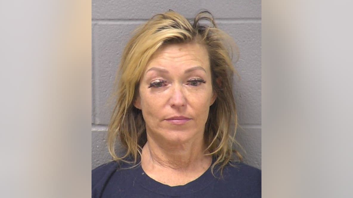 Widow of Bears' legend Steve 'Mongo' McMichael arrested in Will County, records show