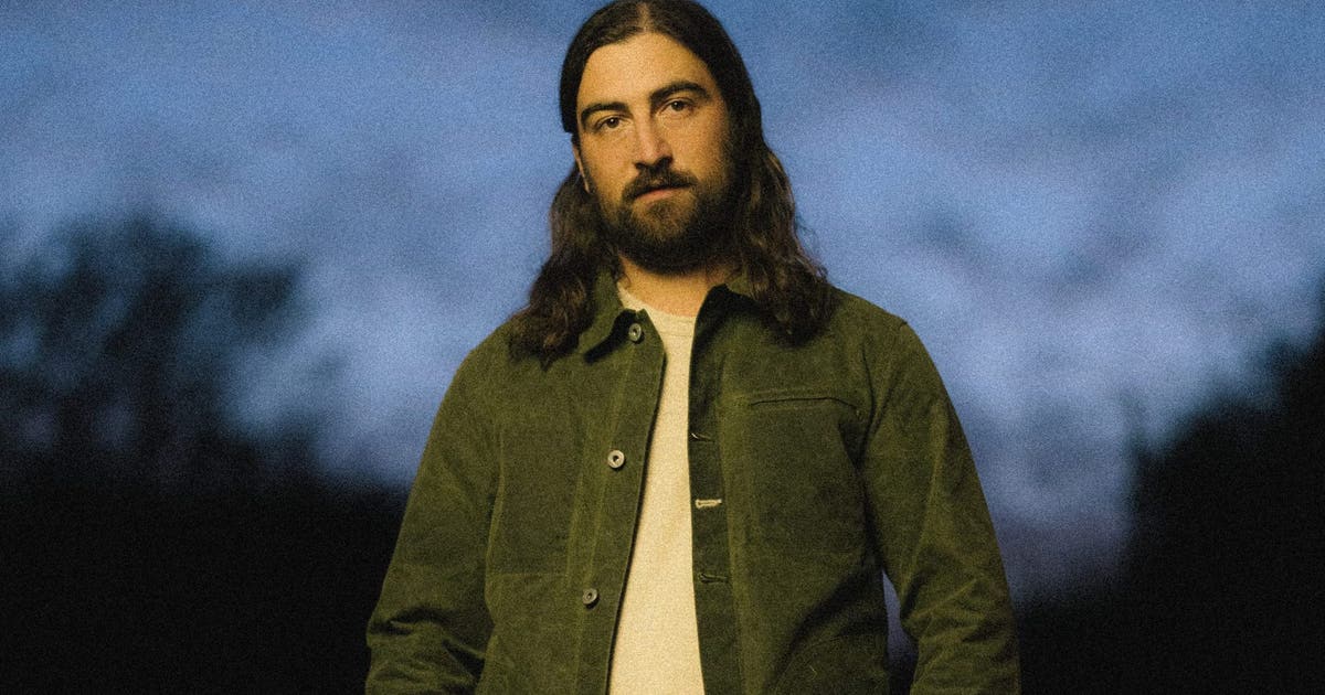 Noah Kahan to bring stadium tour to Wrigley Field this summer