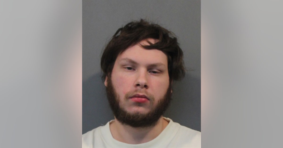 Illinois man arrested, Indiana state trooper injured during police chase in Lake County