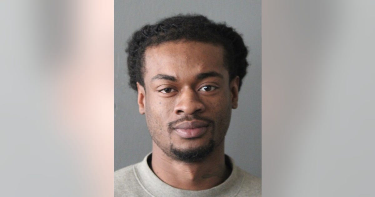 Chicago man arrested months after woman shot in South Shore: police