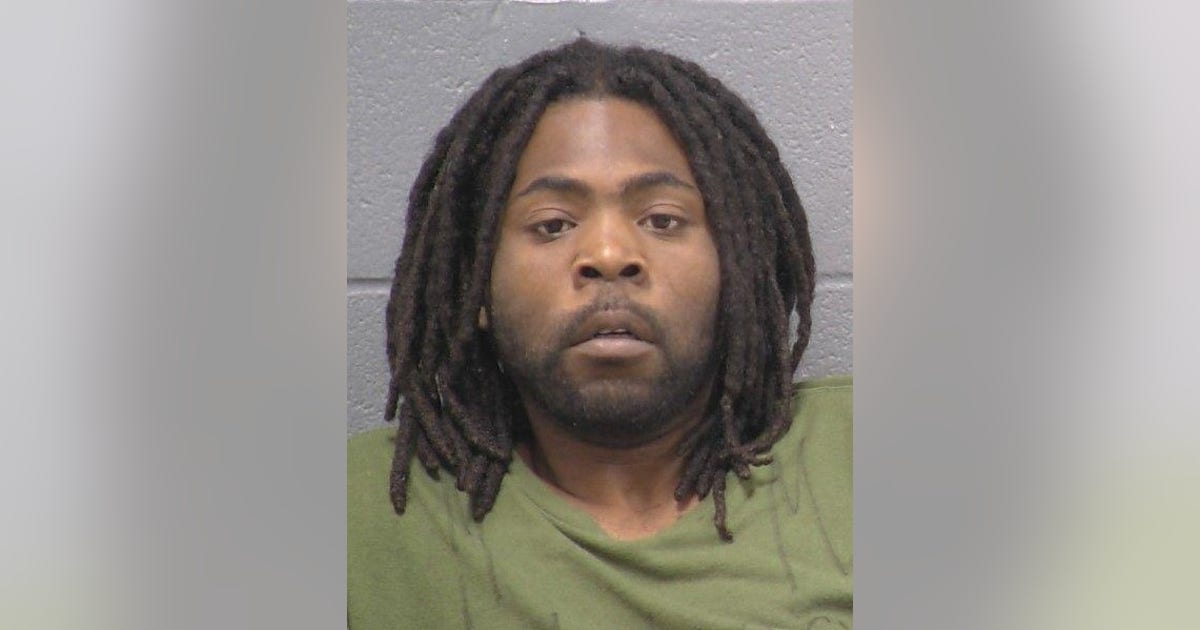Chicago man charged after being found with loaded, stolen gun in Joliet ...