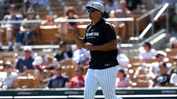 White Sox add center fielder before trade deadline in swap with the Rockies