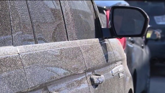 Wildfire smoke, rain leave cars coated in dust across Chicagoland