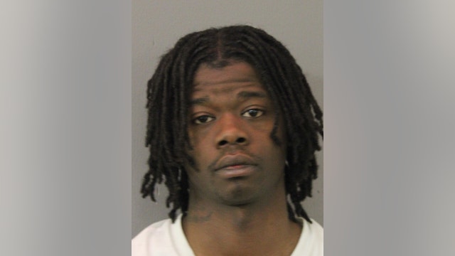 Man charged in deadly shooting near Chicago Jewel-Osco grocery store: police