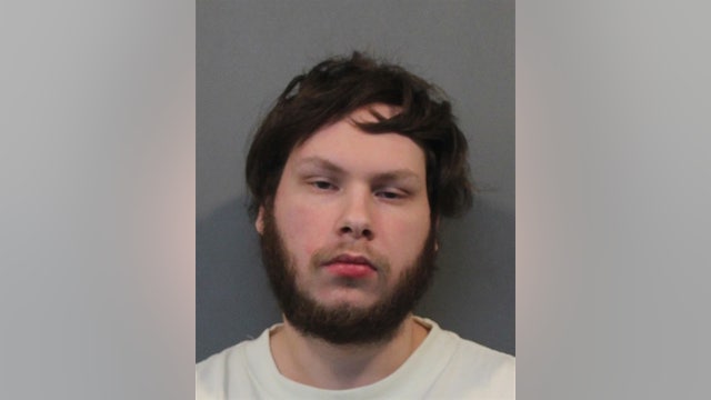 Illinois man arrested, Indiana state trooper injured during police chase in Lake County